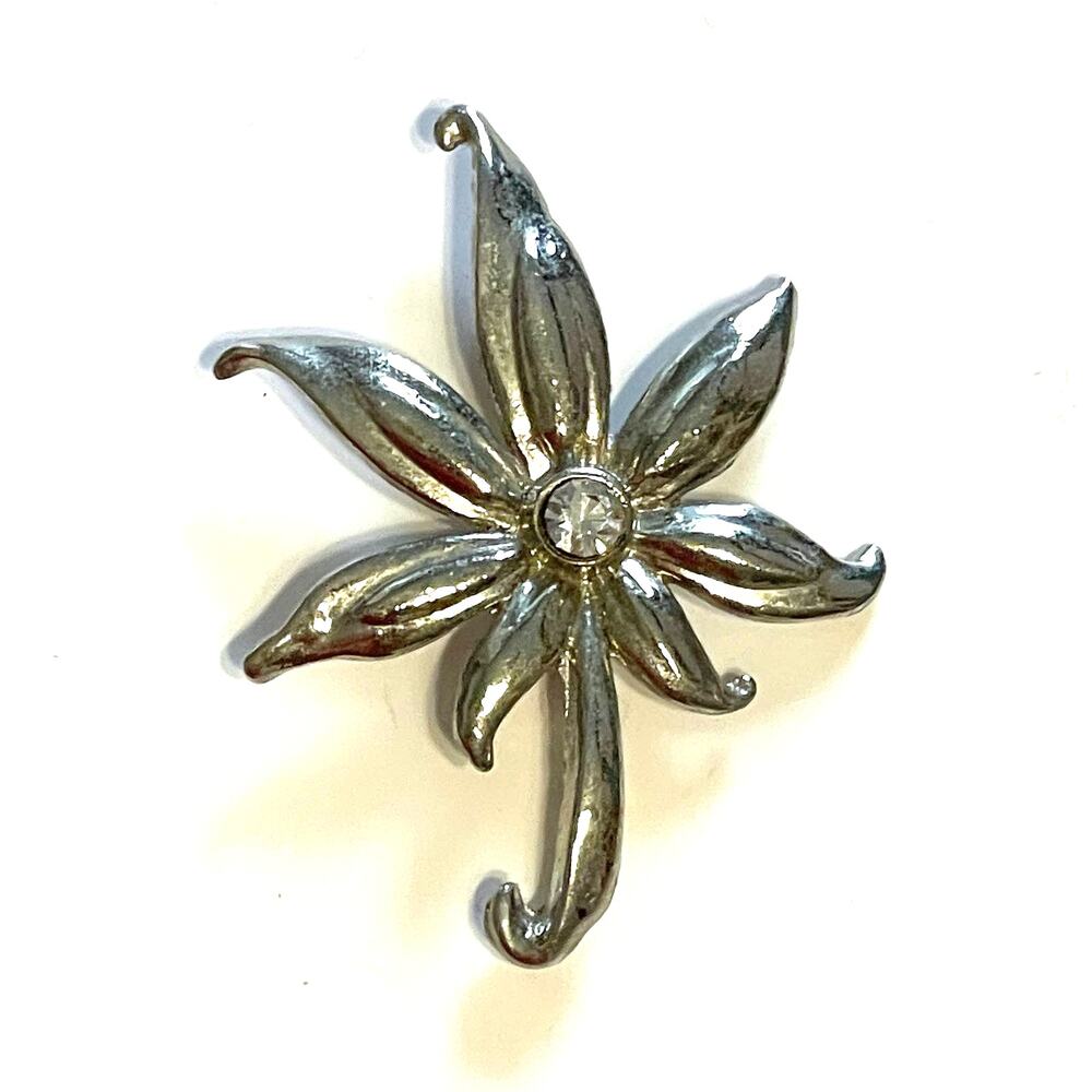 Vintage Japanese Maple Leaf Brooch Pin Womens Silver w/ Rhinestone